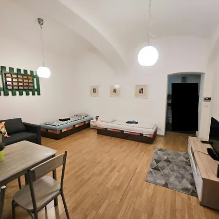 Heart Of Prague, Close To Wenceslas Square * Prag